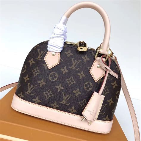 bolsa branca louis vuitton|Louis Vuitton alma bb strap.